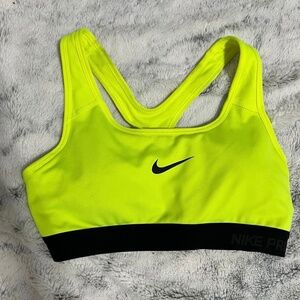 Nike Sports Bra - Neon Green